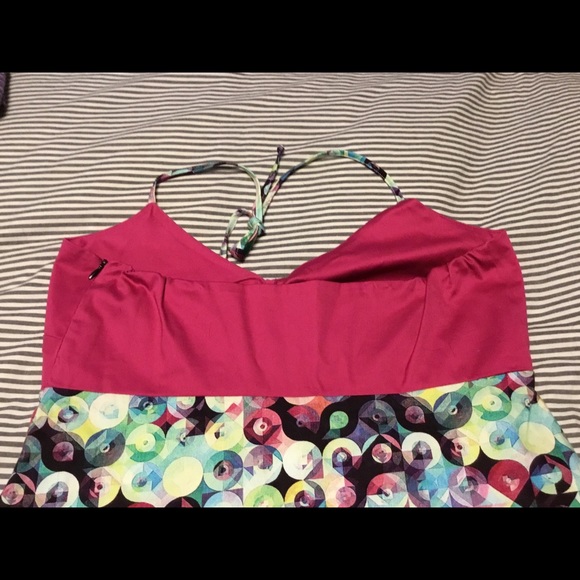 Halter dress - Picture 3 of 3